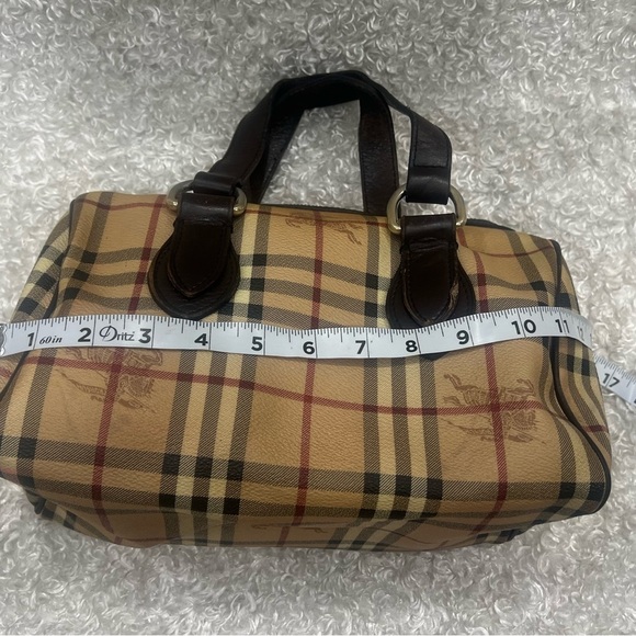 BURBERRY Nova Check Boston Bag PVC Leather Beige - Picture 13 of 16